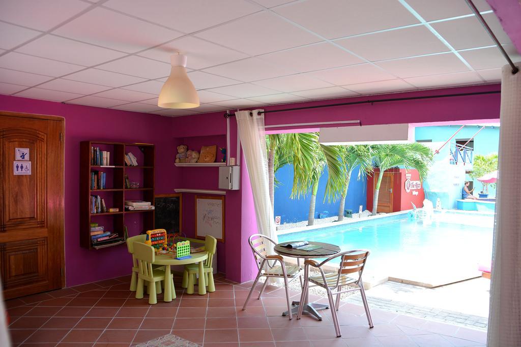 The Ritz Hostel Willemstad Eksteriør bilde