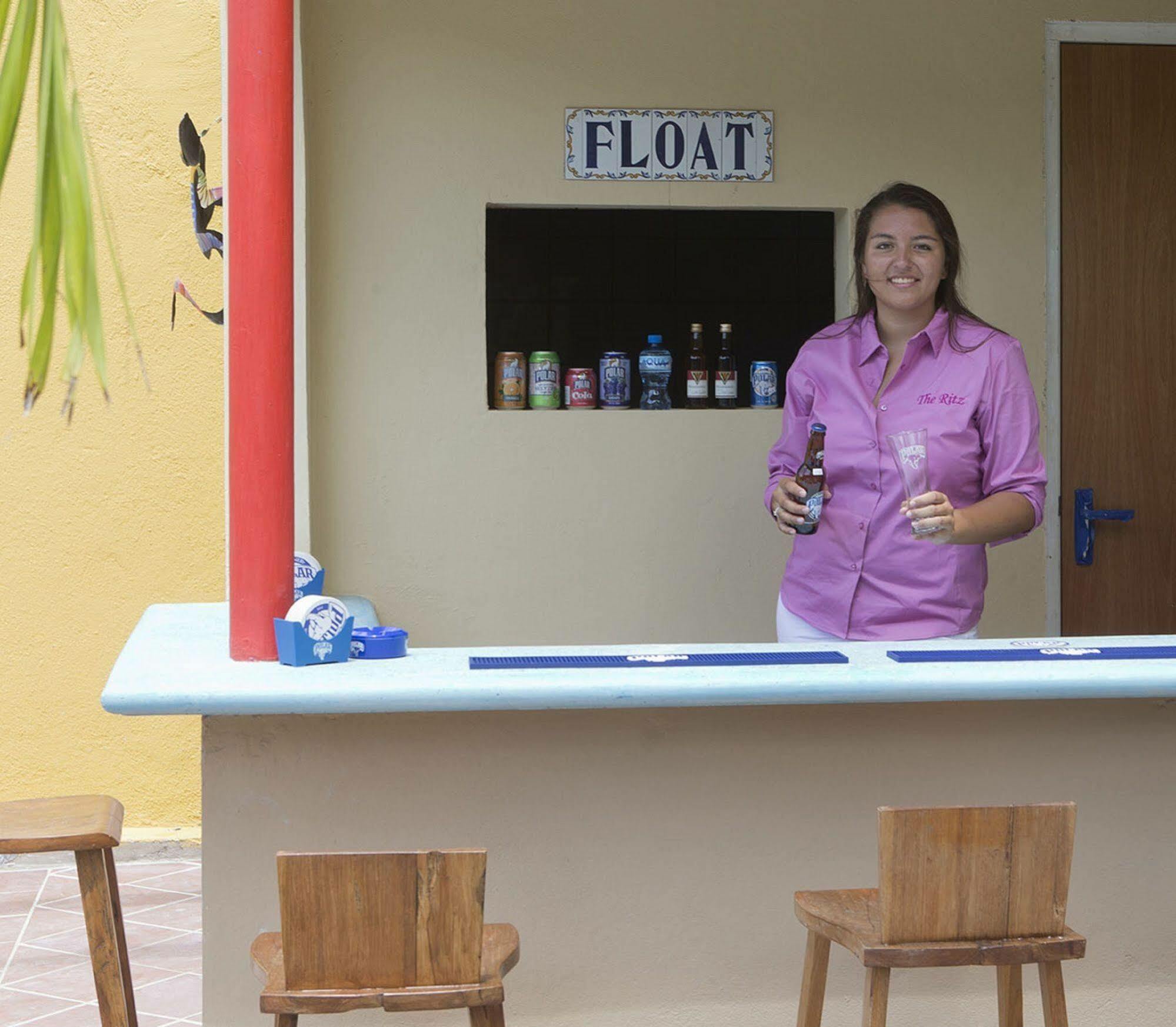 The Ritz Hostel Willemstad Eksteriør bilde