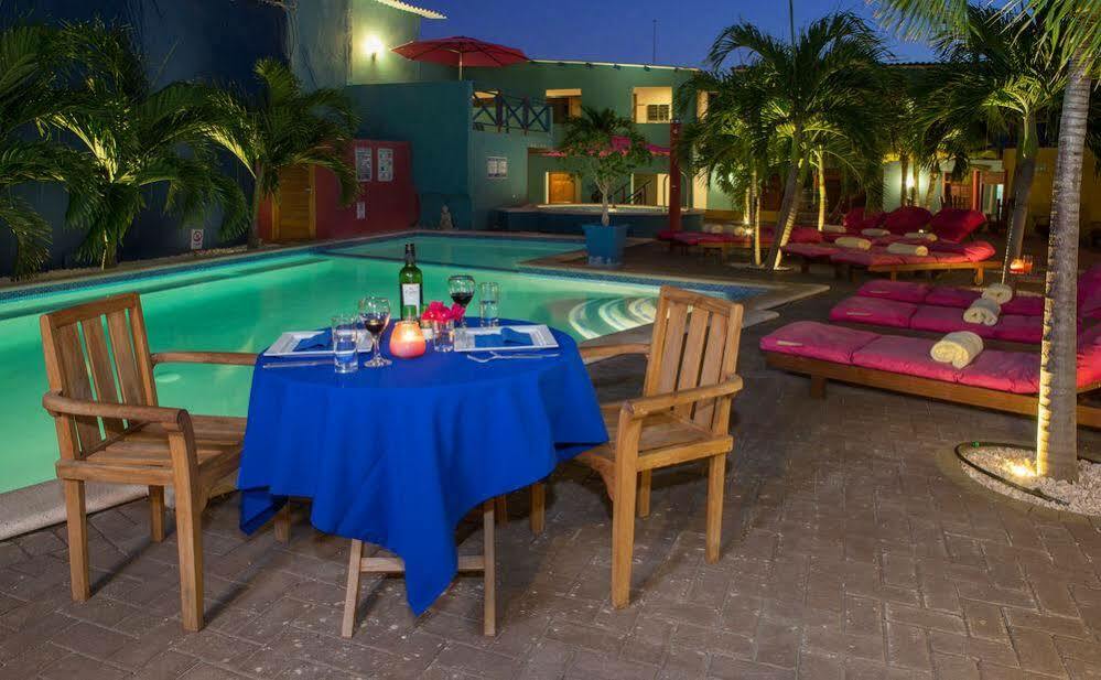 The Ritz Hostel Willemstad Eksteriør bilde